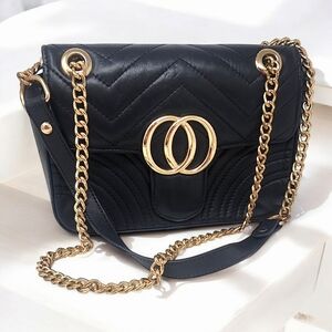 Black Leather Quilted Handbag Gold Tone Chain Strap Small Shoulder Crossbody Bag